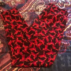 Lularoe hummingbird leggings